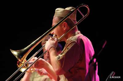dom dellanave, tromboniste du bigband en concert